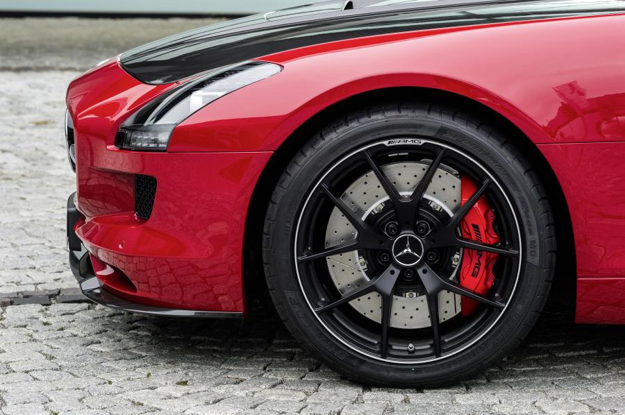Колеса Mercedes-Benz SLS AMG GT Final Edition (C197) 2014 года  (фото 5 из 23)